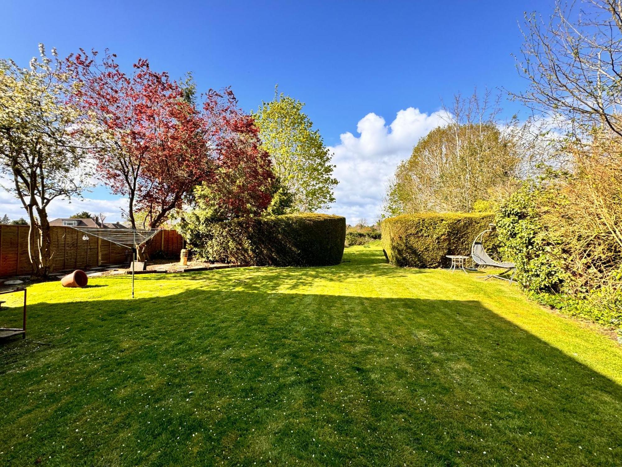 High Trees Guest House Gatwick Горлі Екстер'єр фото