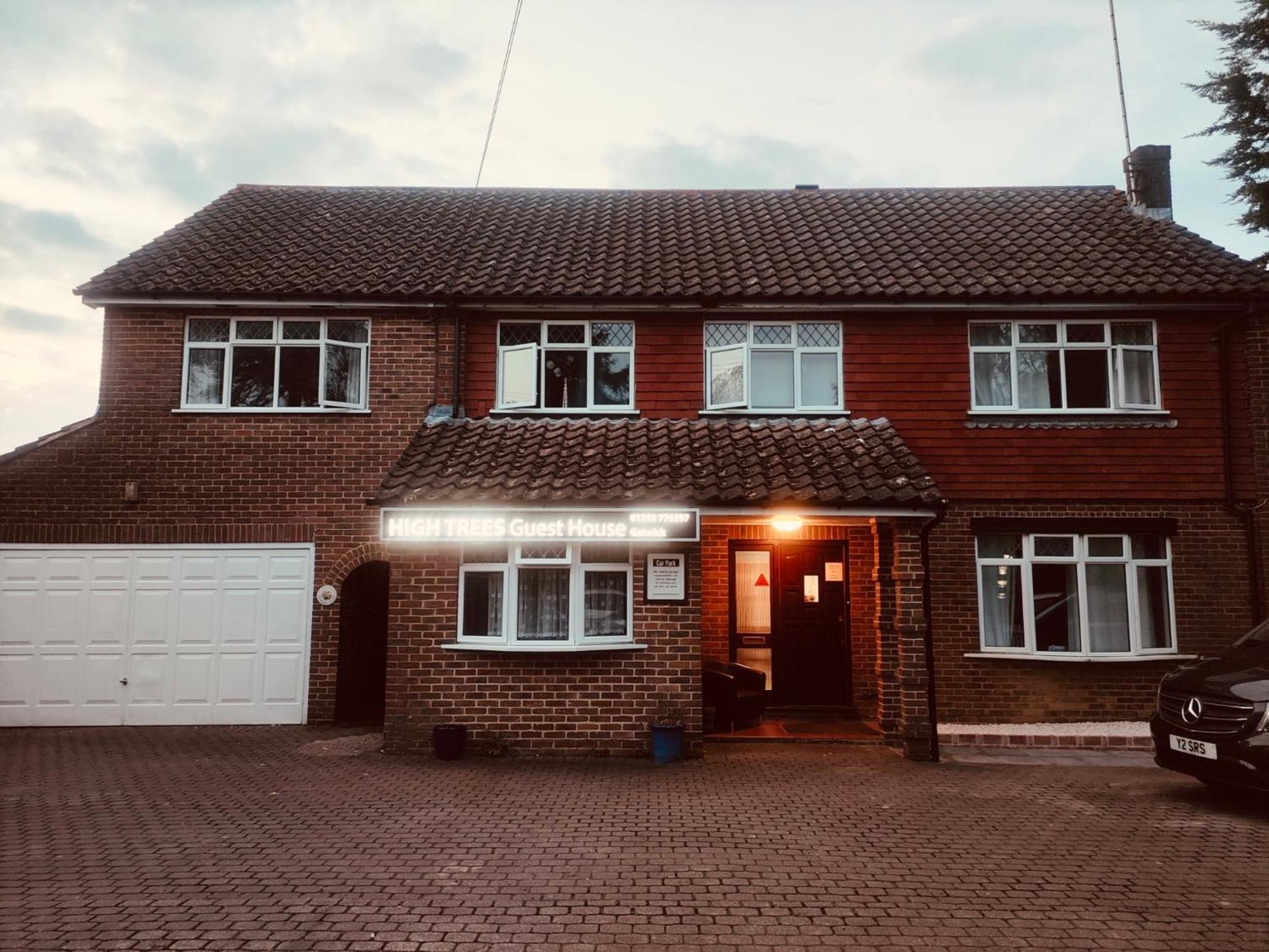 High Trees Guest House Gatwick Горлі Екстер'єр фото